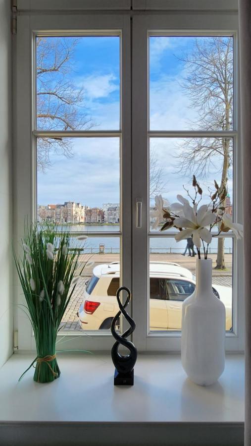 Das Ferienapartment Alexandrine Direkt Am Pfaffenteich Mit Eigenem Parkplatz Schwerin  Exterior foto